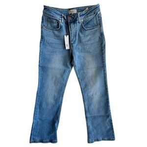 Martha Stewart Mid‎ Rise Cropped Flare Jeans Chambray Blue MSA0133 Size 6 NEW